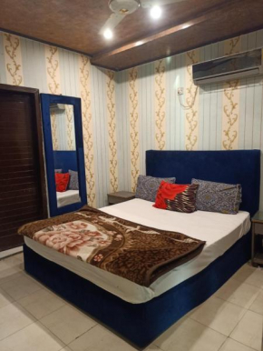 LAHORE ZOO hotel